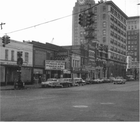 Lansing Theatre - Vintage Pic (newer photo)